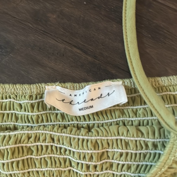 American Threads Olive Ruched Top - Picture 2 of 2
